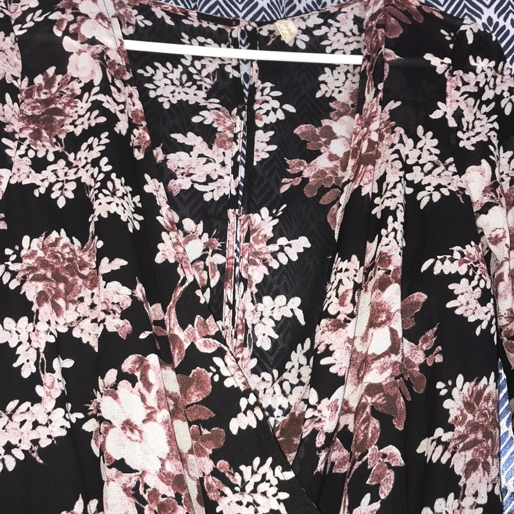 🎉HP🎉Free People Floral Romper 🌸 - Picture 4 of 9